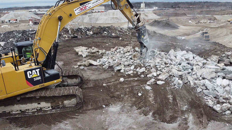 новые измельчители к экскаваторам Cat